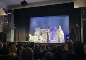 Występy w teatrze Piccolo.