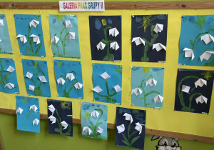 Praca plastyczna "Przebiśniegi".