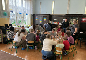 Warsztaty Wielkanocne - zabawy z rodzicami.