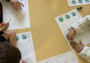 Ćwiczenia grafomotoryczne.