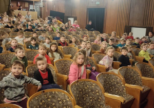 Dzieci w Teatrze Piccolo